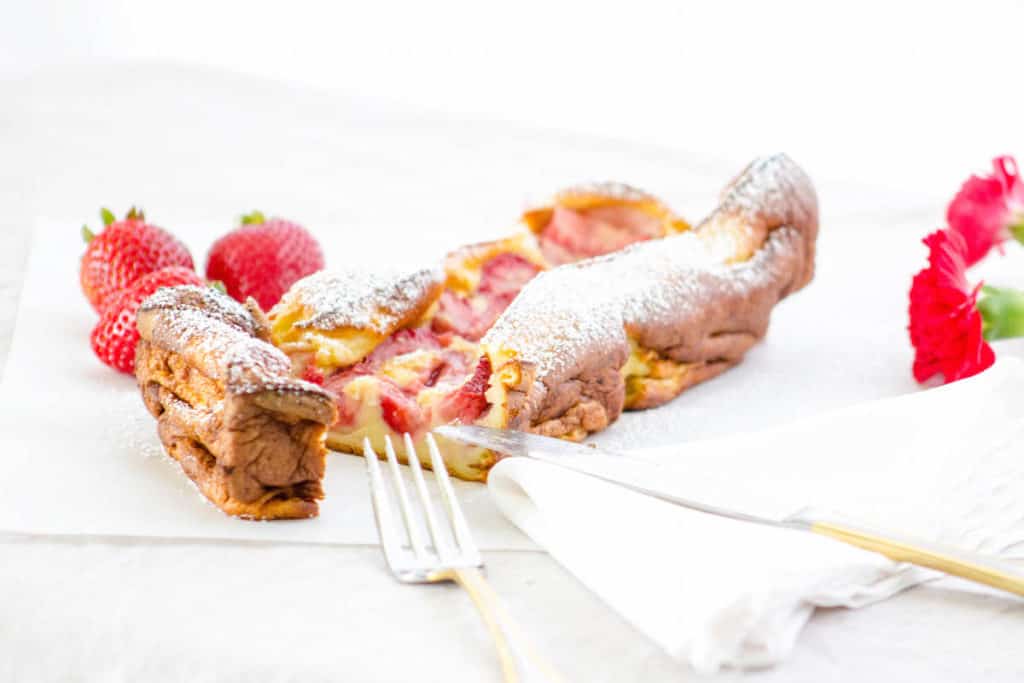 strawberry flaugnarde