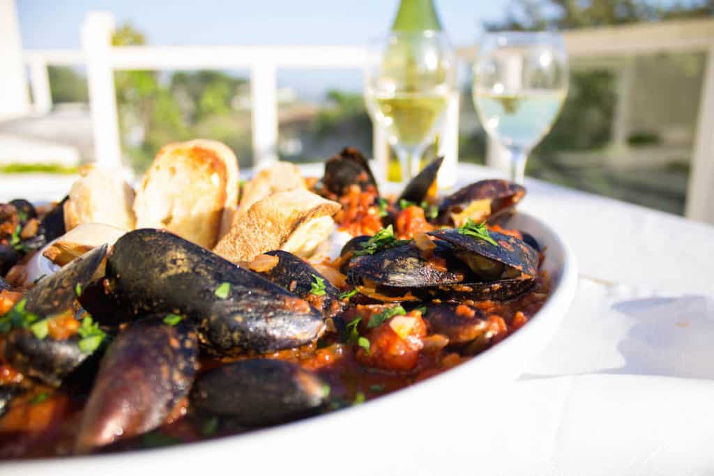mussels with marinara