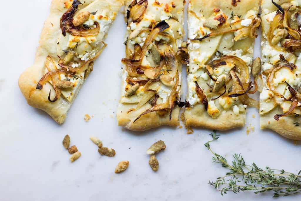 apple chevre flatbread 