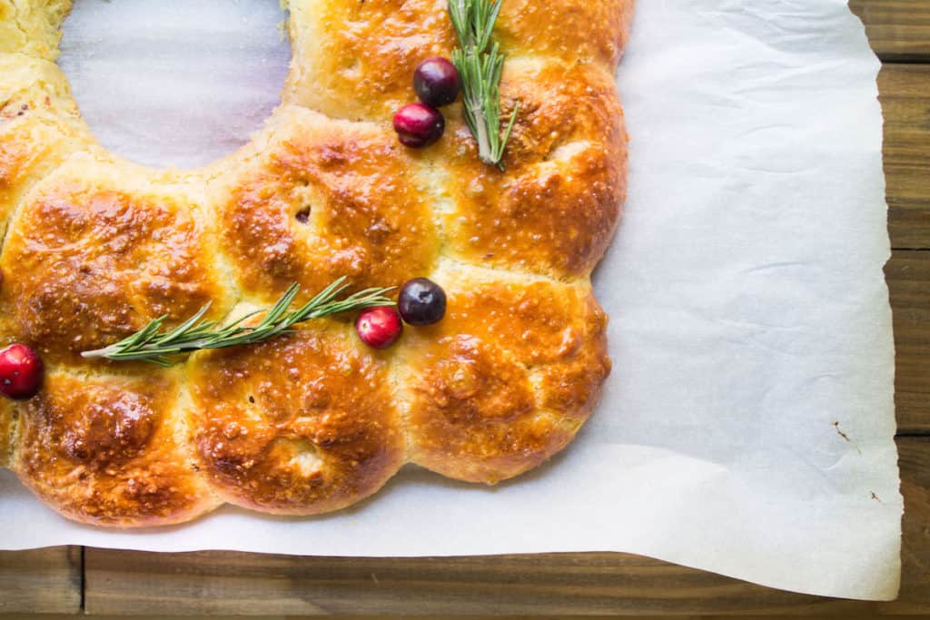 cranberry stuffed brioche wreath