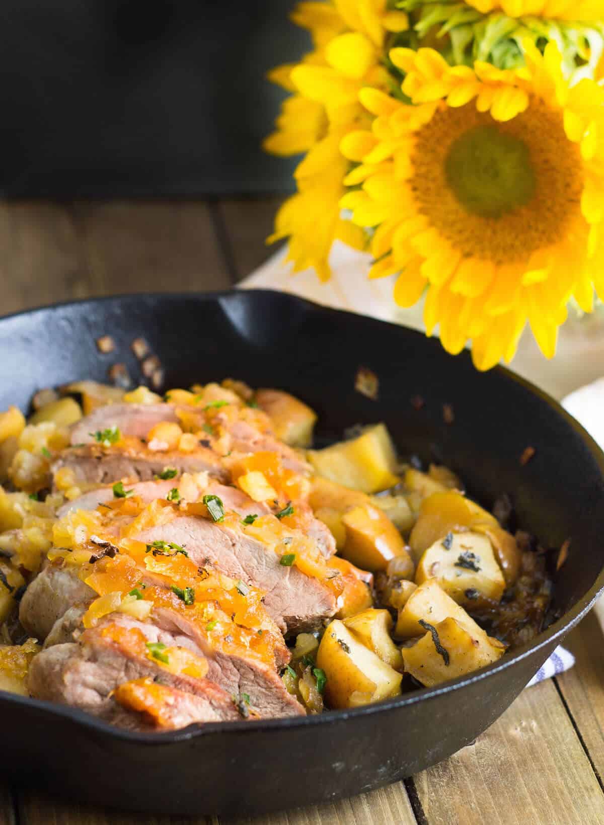 apple glazed pork tenderloin