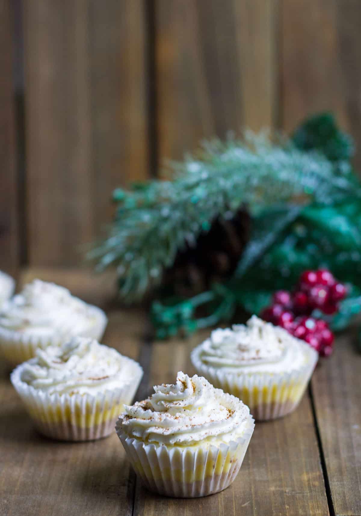Eggnog Cream Tarts: bite-size and perfect for your holiday party! Recipe via MonPetitFour.com