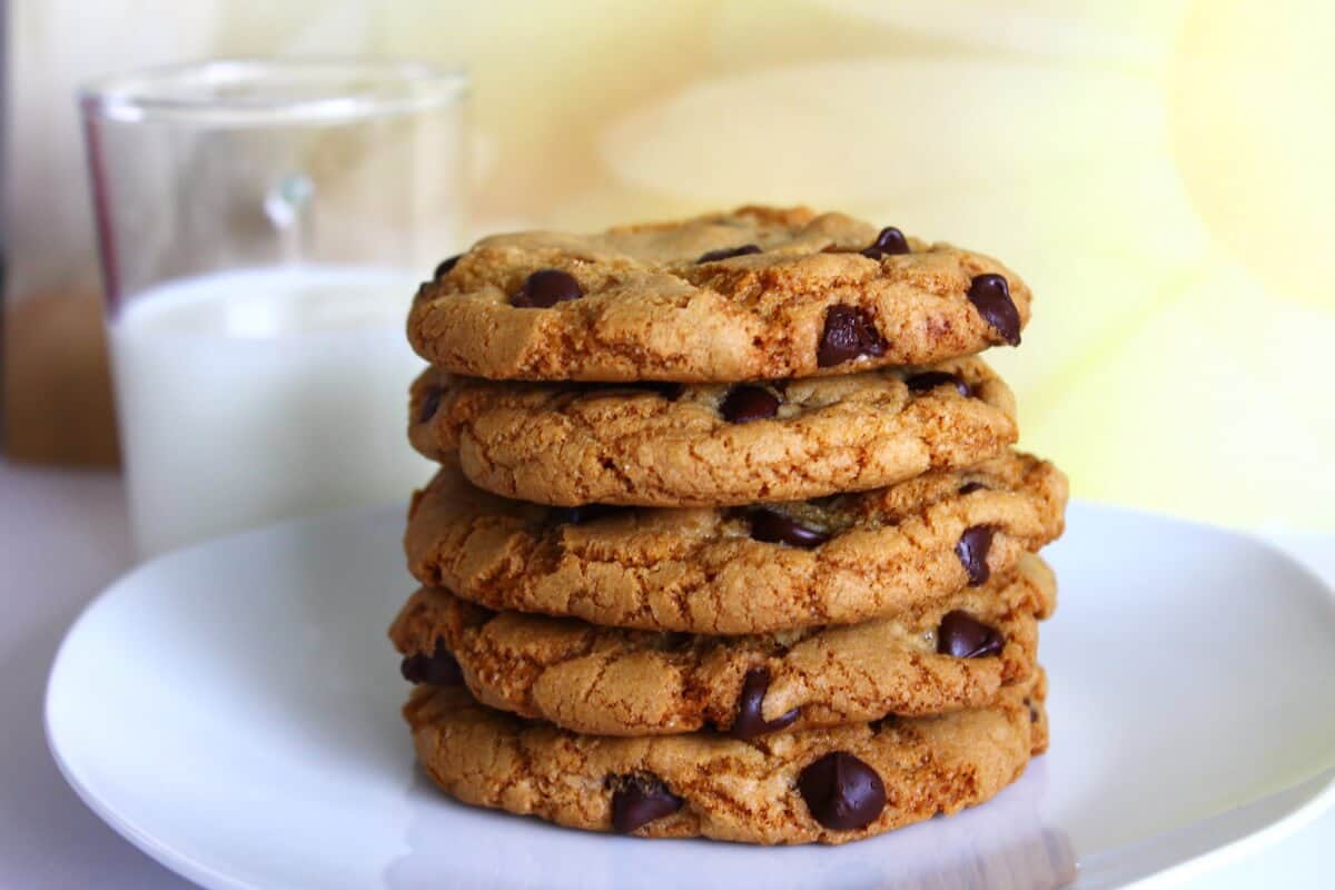brown butter chocolate chip cookies stack on a plate