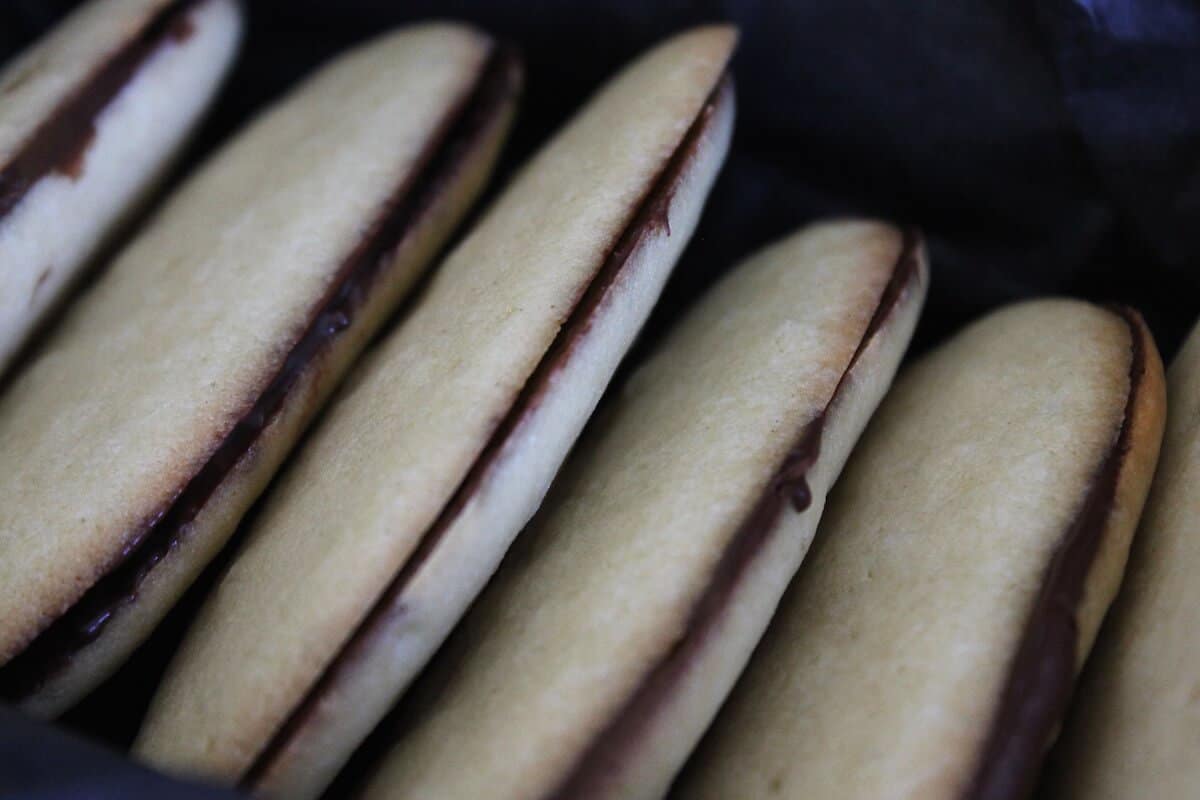 homemade milano cookies