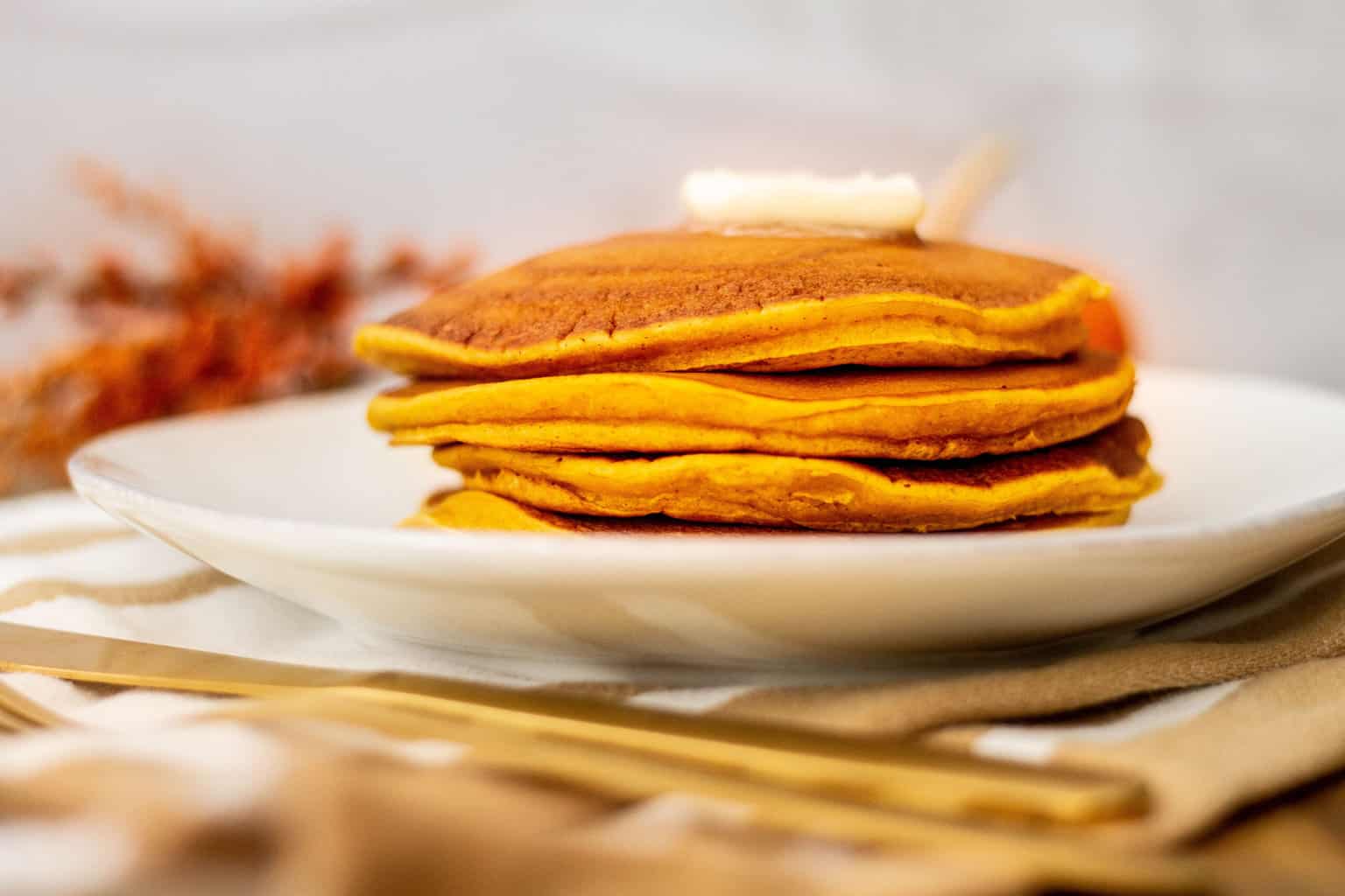 pumpkin spice pancakes recipe image