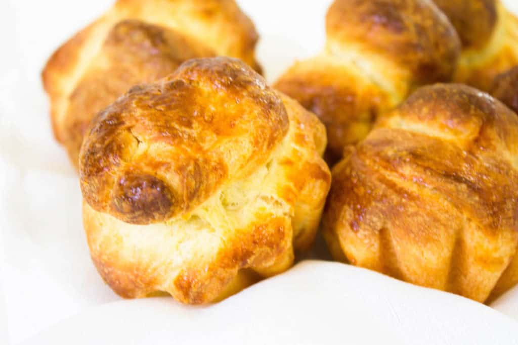 brioche a tete roll image