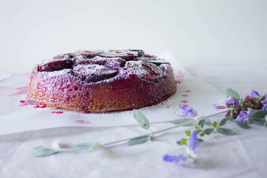 plum cake tatin image