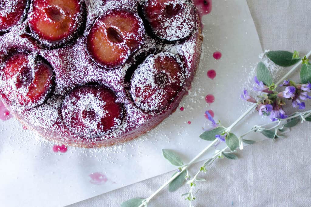 plum cake tatin image