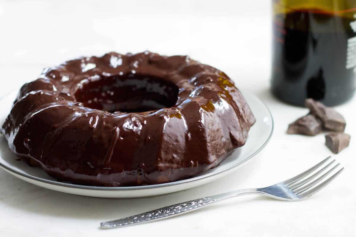 dark chocolate cake with red wine glaze