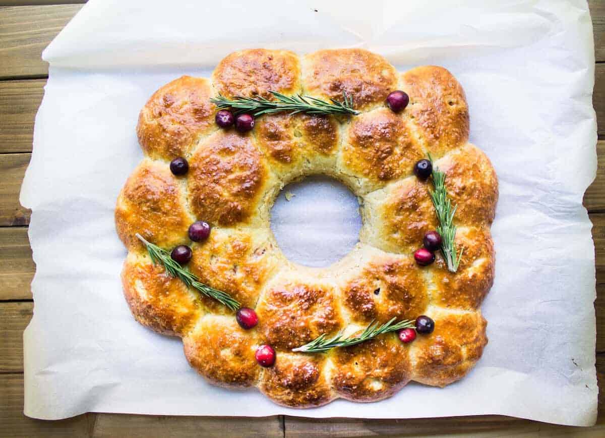 cranberry stuffed brioche wreath