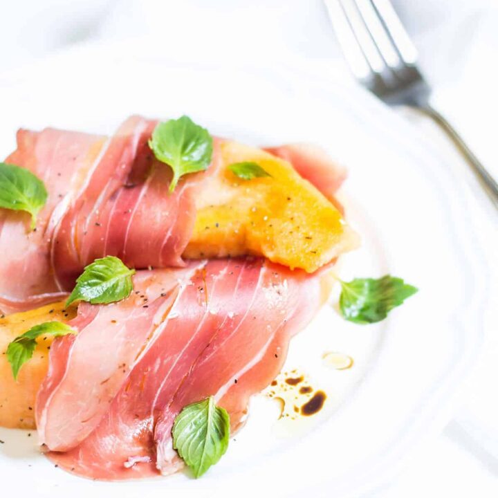 prosciutto melon salad