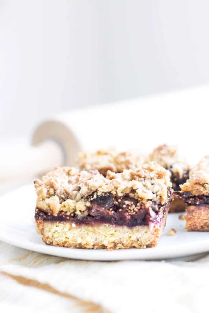 fig crumble bars