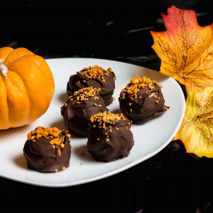 Oreo Truffles made with Pumpkin Spice Oreos