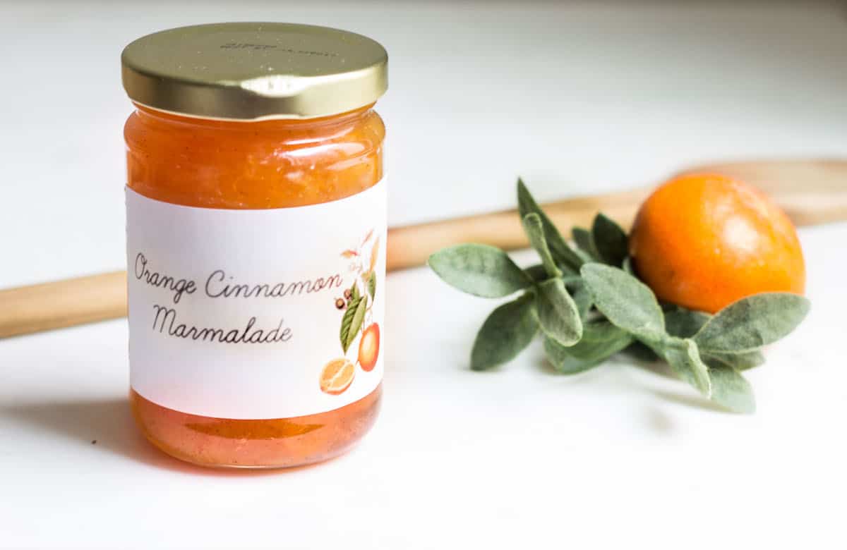 Orange Marmalade: A foolproof recipe to get perfectly sweet, bitter-free marmalade! Recipe via MonPetitFour.com