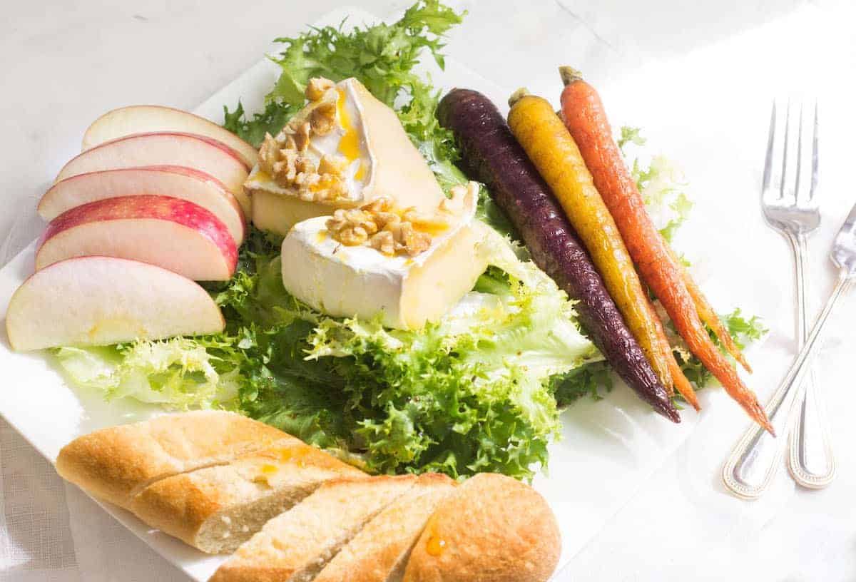 Endive Salad with Baked Brie: A perfect lunch salad or appetizer. Recipe via MonPetitFour.com