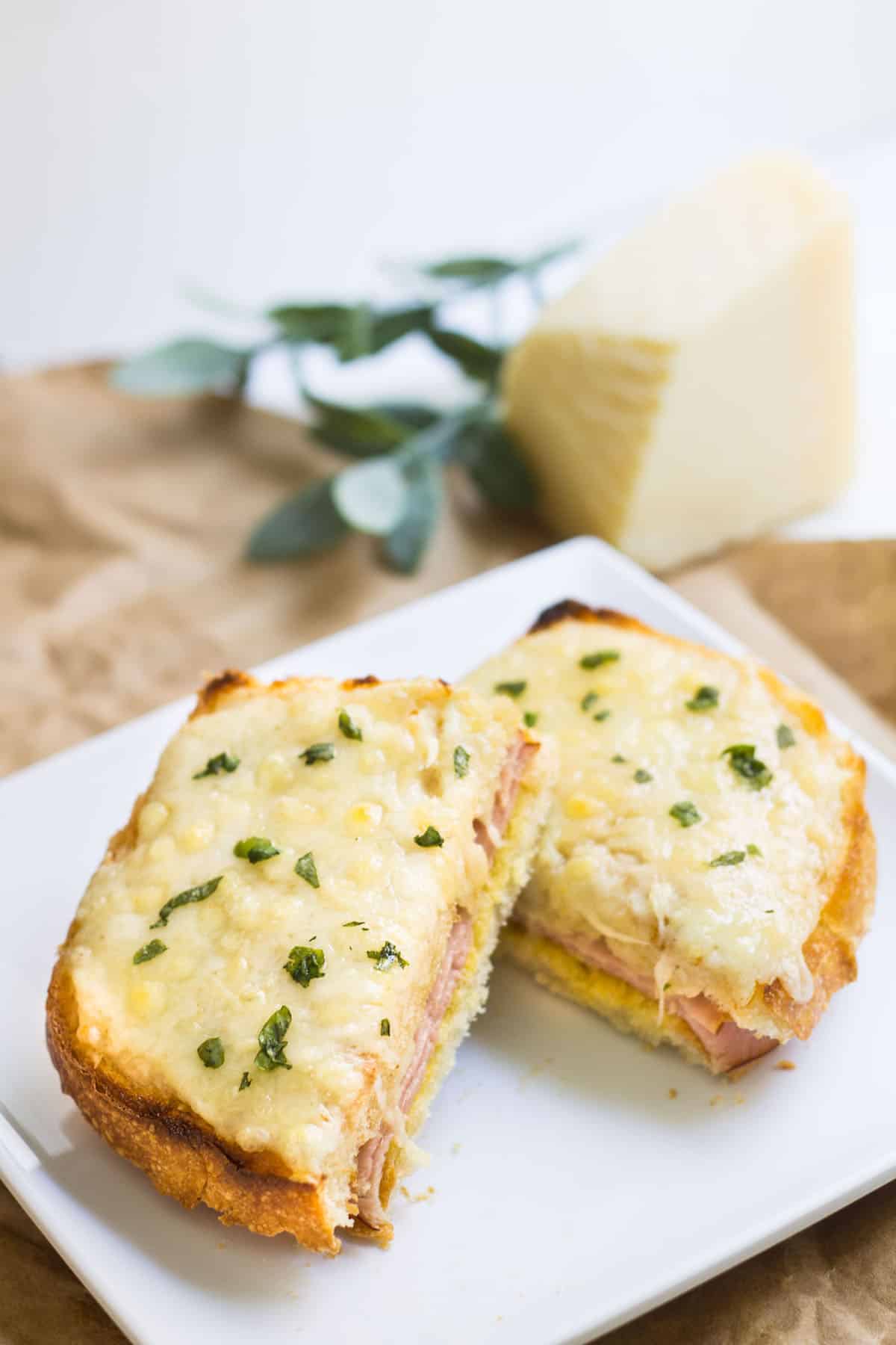 Croque Monsieur: quick and easy French ham and grilled cheese sandwich, made with gruyere and bechamel sauce. Recipe via MonPetitFour.com