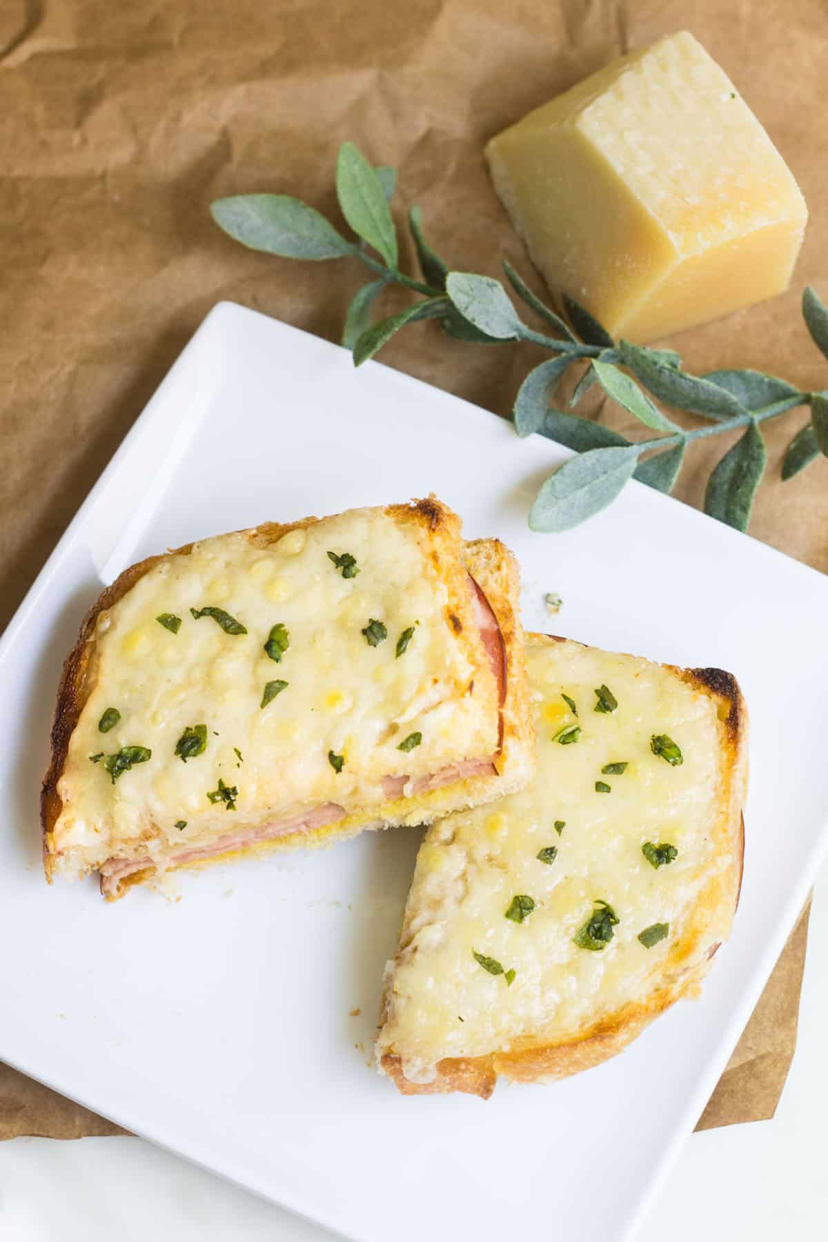 Croque Monsieur: quick and easy French ham and grilled cheese sandwich, made with gruyere and bechamel sauce. Recipe via MonPetitFour.com