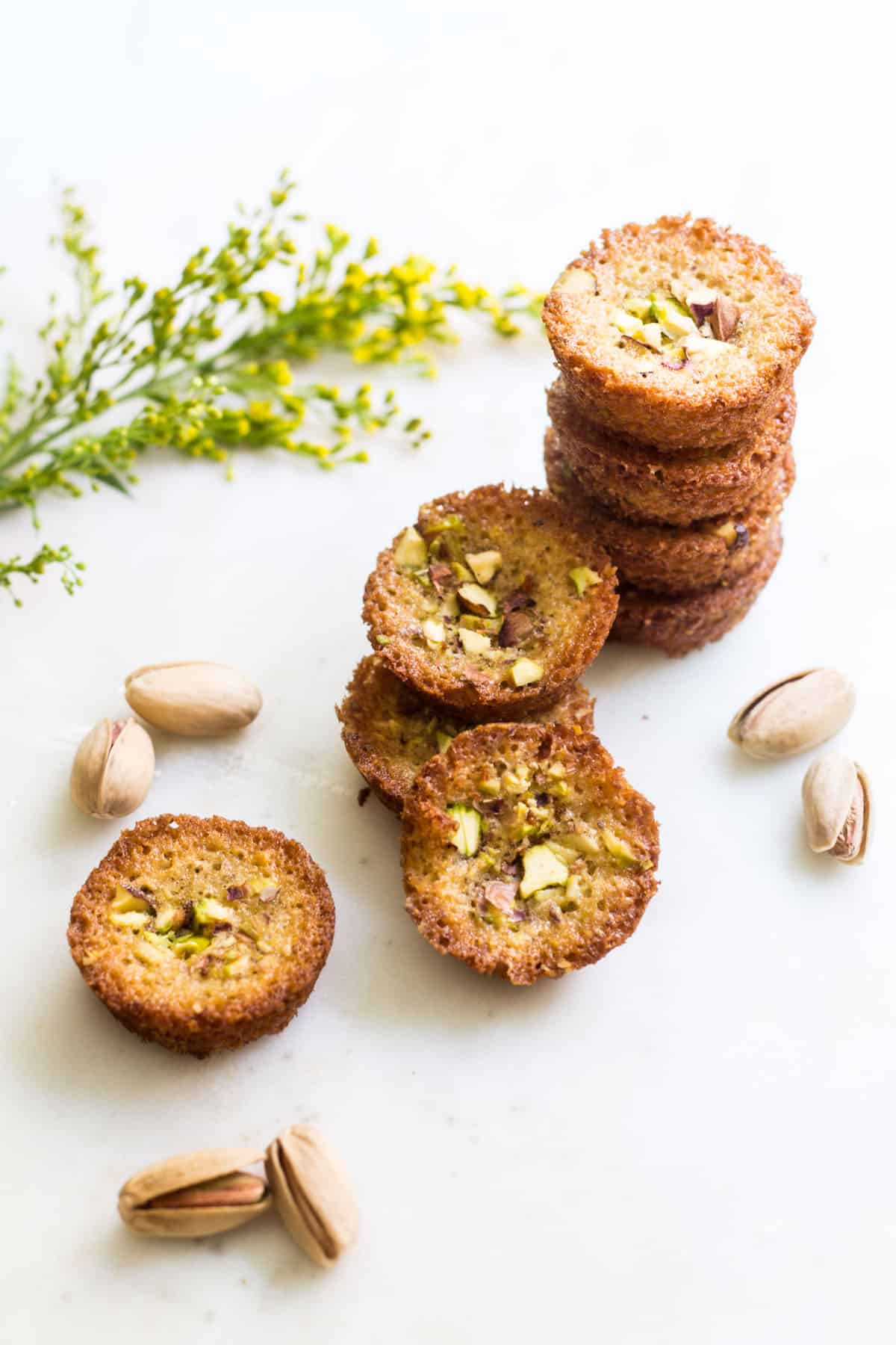 Pistachio Financiers: little almond French cakes flavored with pistachios and brown butter. Recipe via MonPetitFour.com