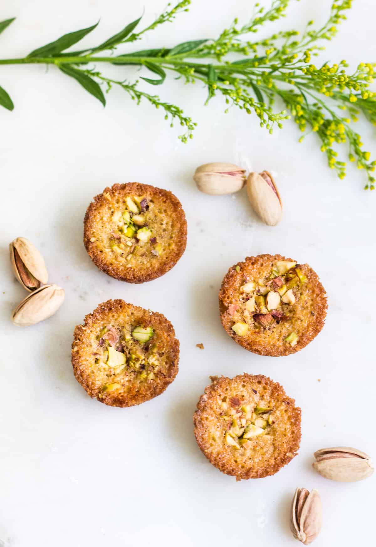 Pistachio Financiers: little almond French cakes flavored with pistachios and brown butter. Recipe via MonPetitFour.com
