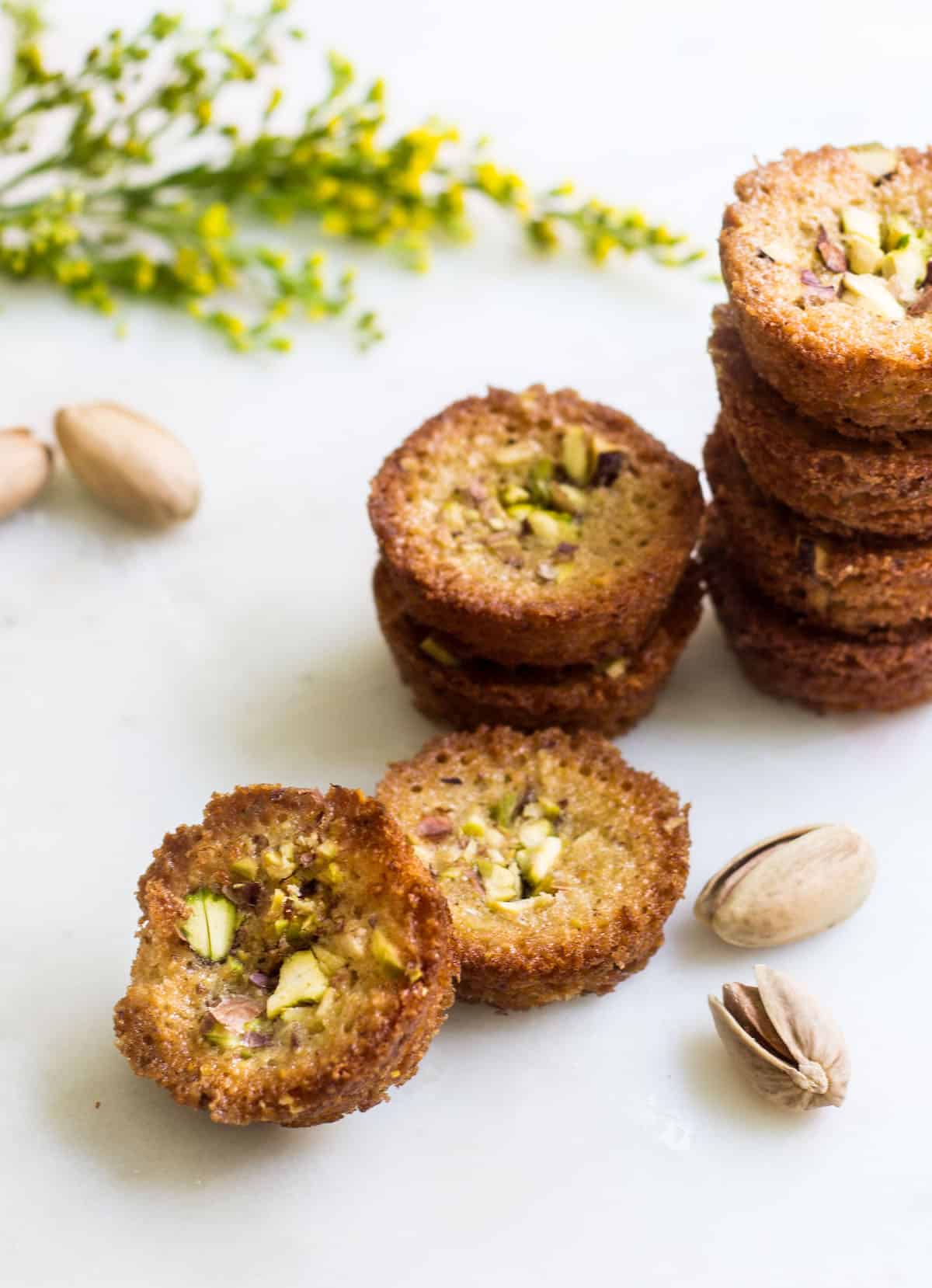 Pistachio Financiers: little almond French cakes flavored with pistachios and brown butter. Recipe via MonPetitFour.com