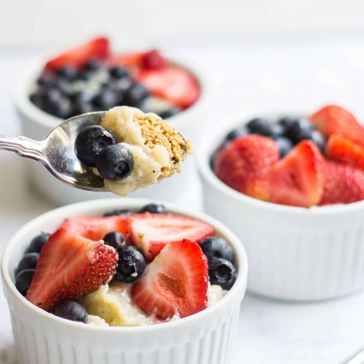 Berry Tarts: easy French tarts made with graham cracker crusts, pastry cream, and fresh berries. Recipe via MonPetitFour.com