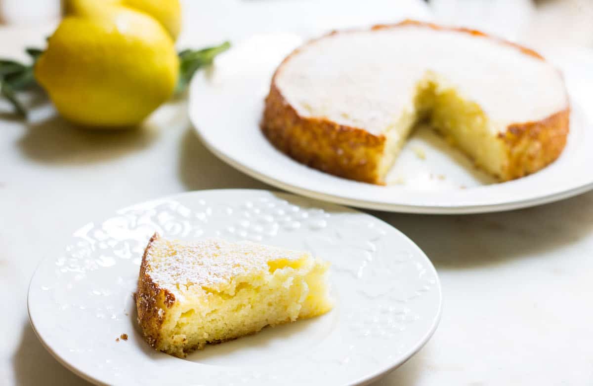 Lemon Ricotta Cake: a simple and super easy cake made with ricotta cheese and lemon. So airy and moist! Recipe via MonPetitFour.com