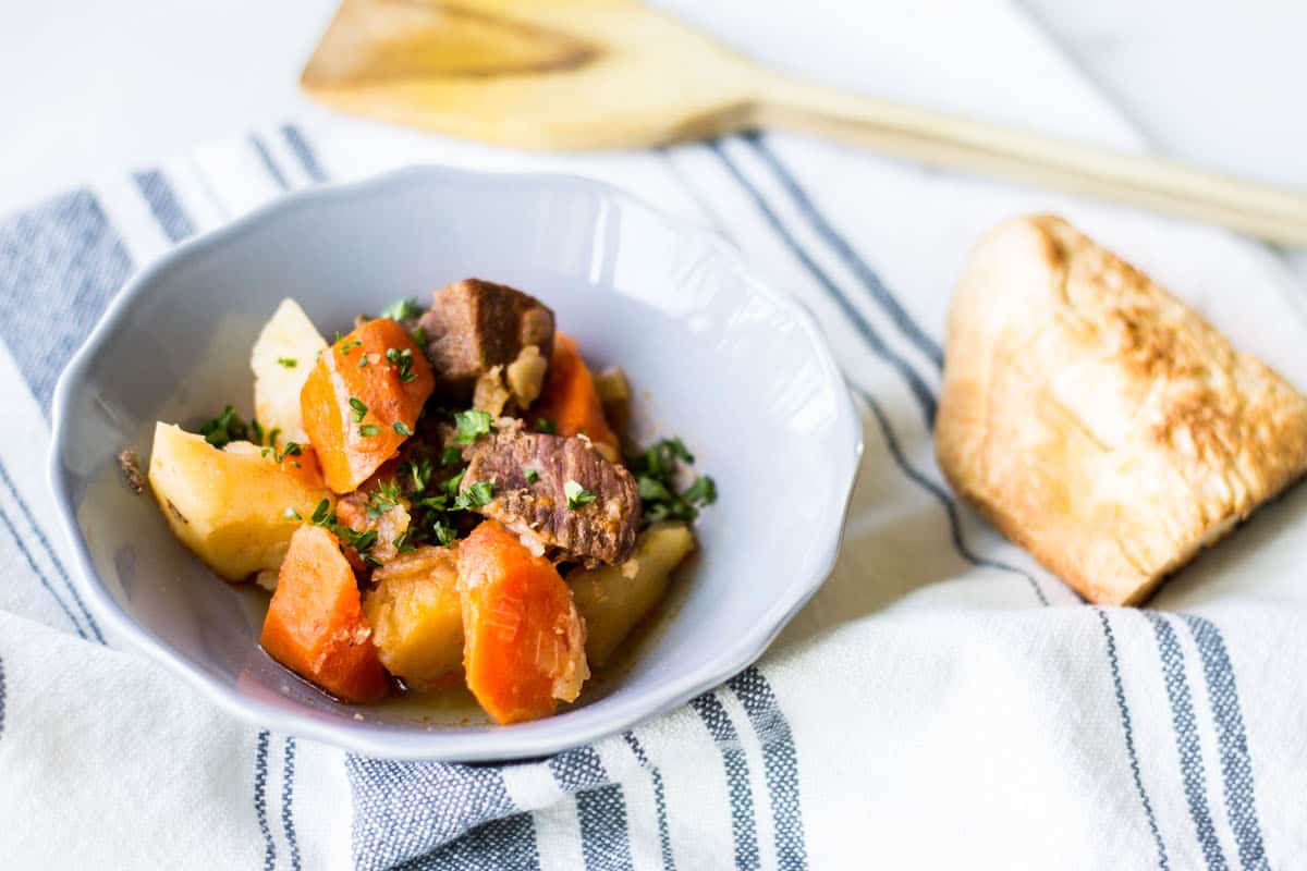 Instant Pot Beef Stew: a delicious beef stew made in the Instant Pot in half the time! A cozy, hearty meal for cold weather months. French recipe via MonPetitFour.com