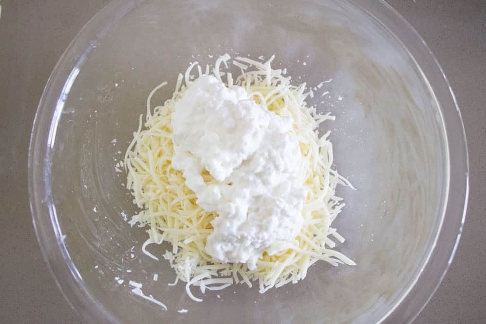 Easy Beef Lasagna cottage cheese and mozzarella via Mon Petit Four