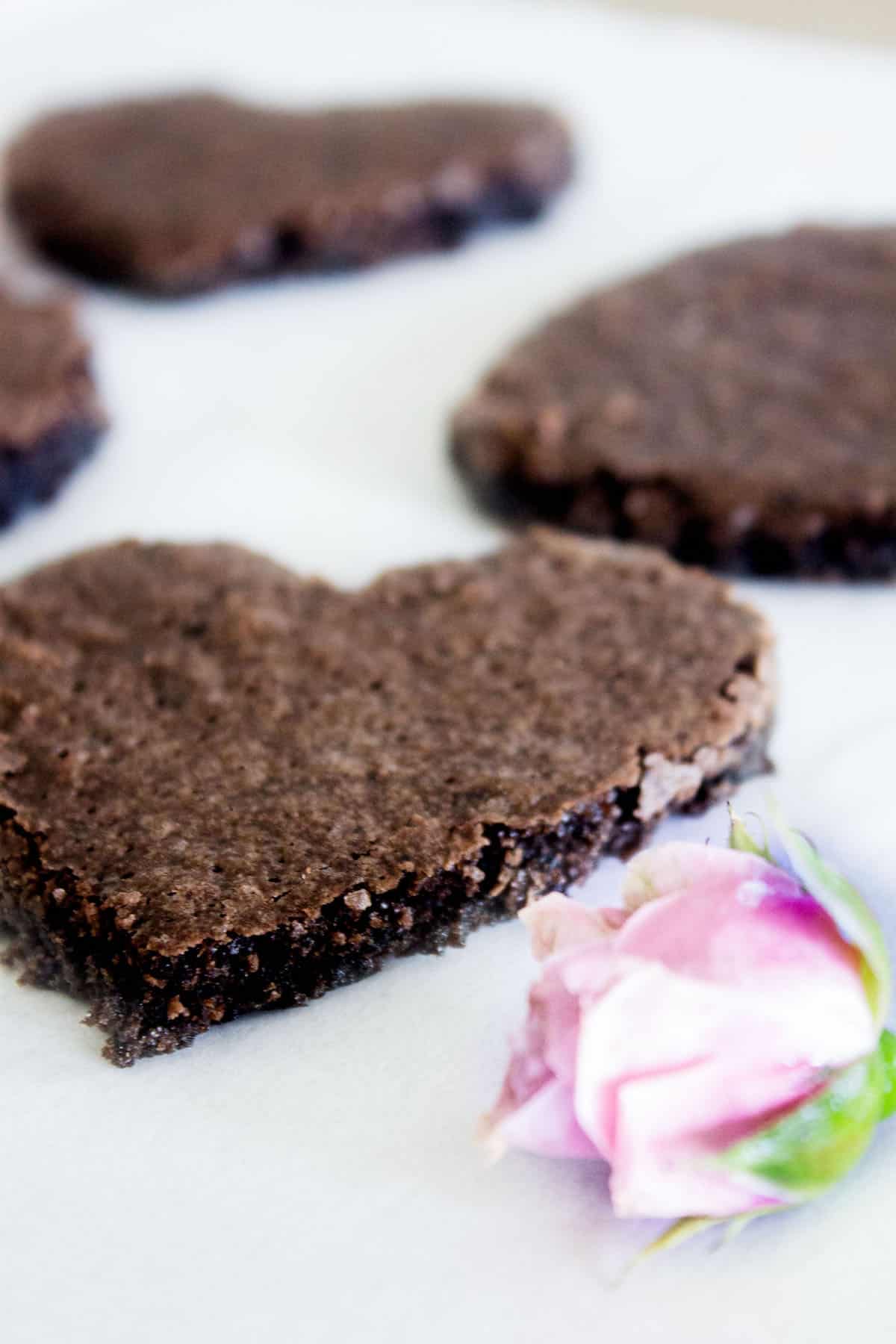 Heart-Shaped brownies side angle