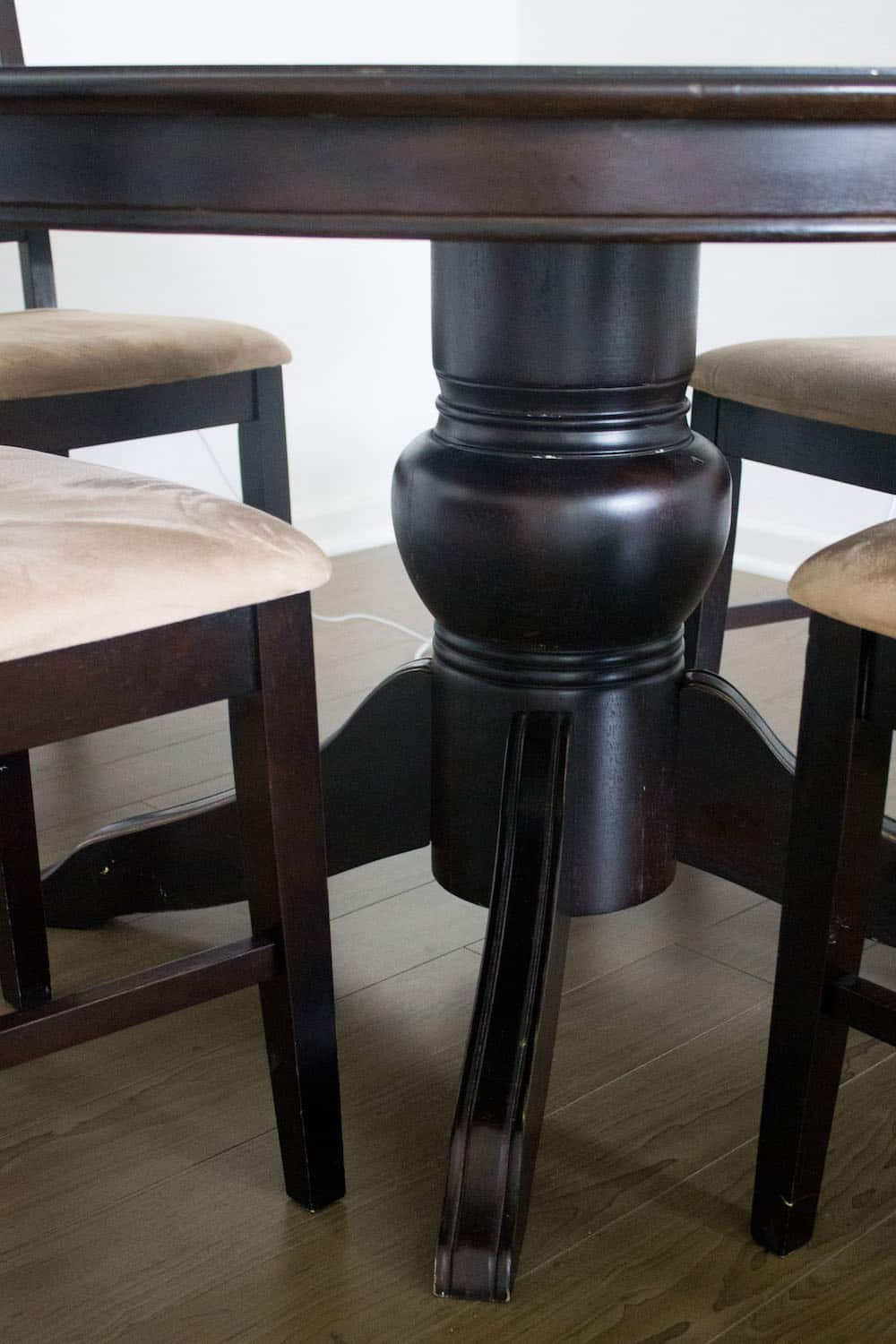 How to Strip Paint Off Wood dining table base