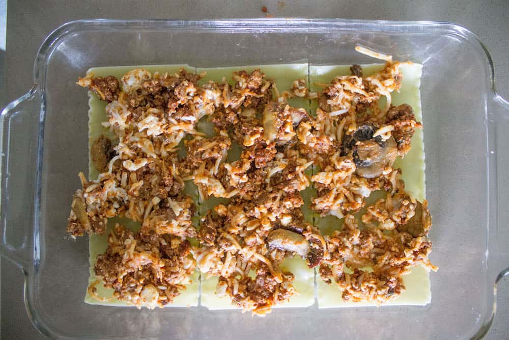 Easy beef lasagna filling via Mon Petit Four