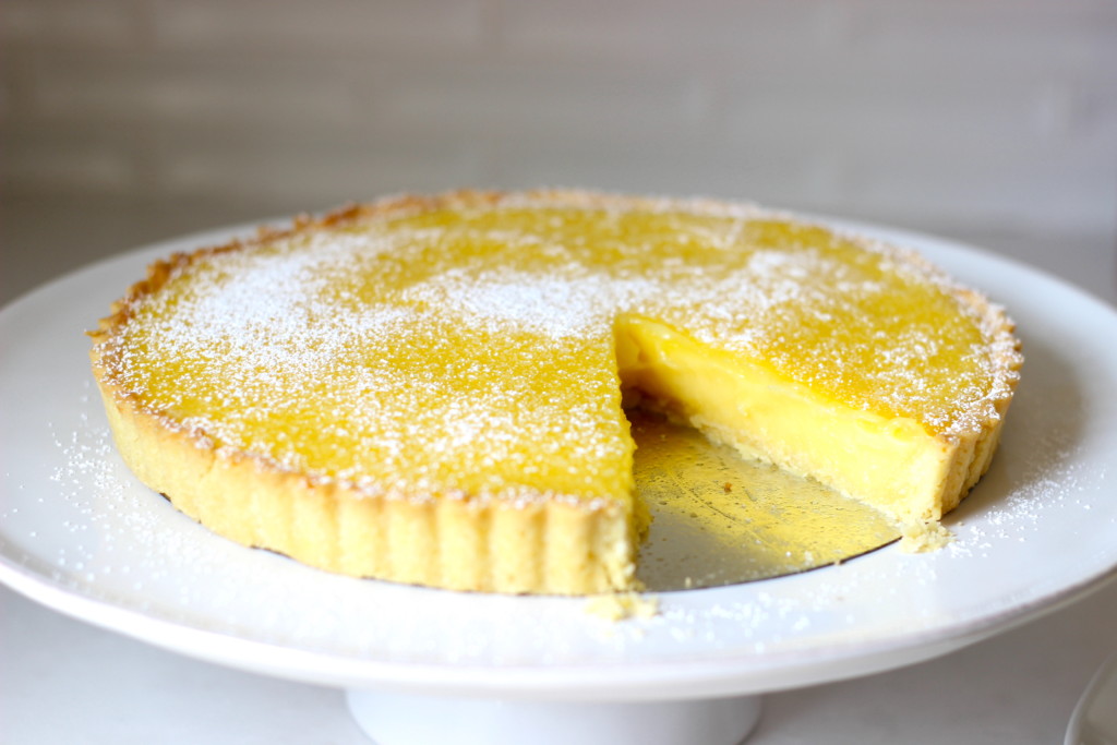 inside of the lemon tart image