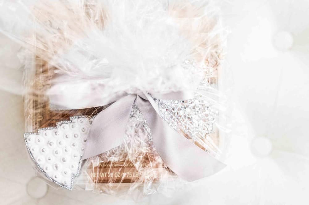Donsuemor madeleines gift wrapped with ribbon