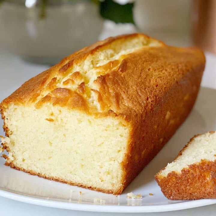 french yogurt cake image