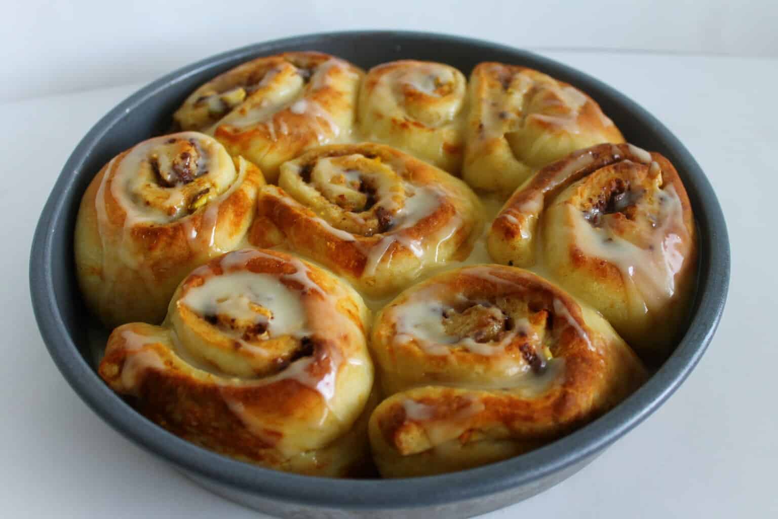 homemade cinnamon rolls recipe in a pan