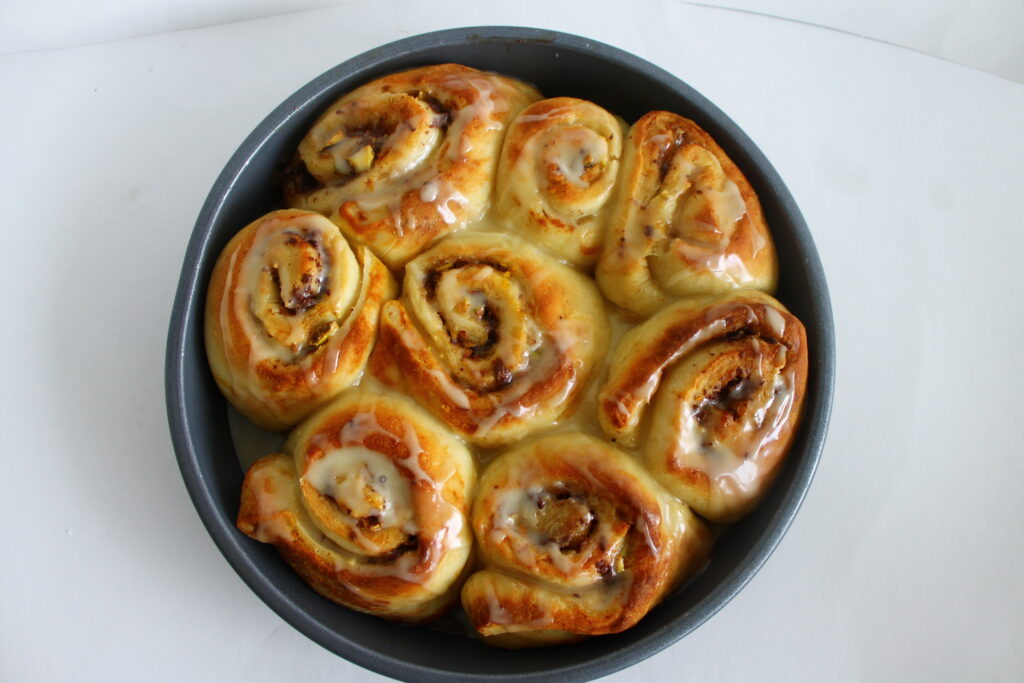 homemade cinnamon rolls overhead image