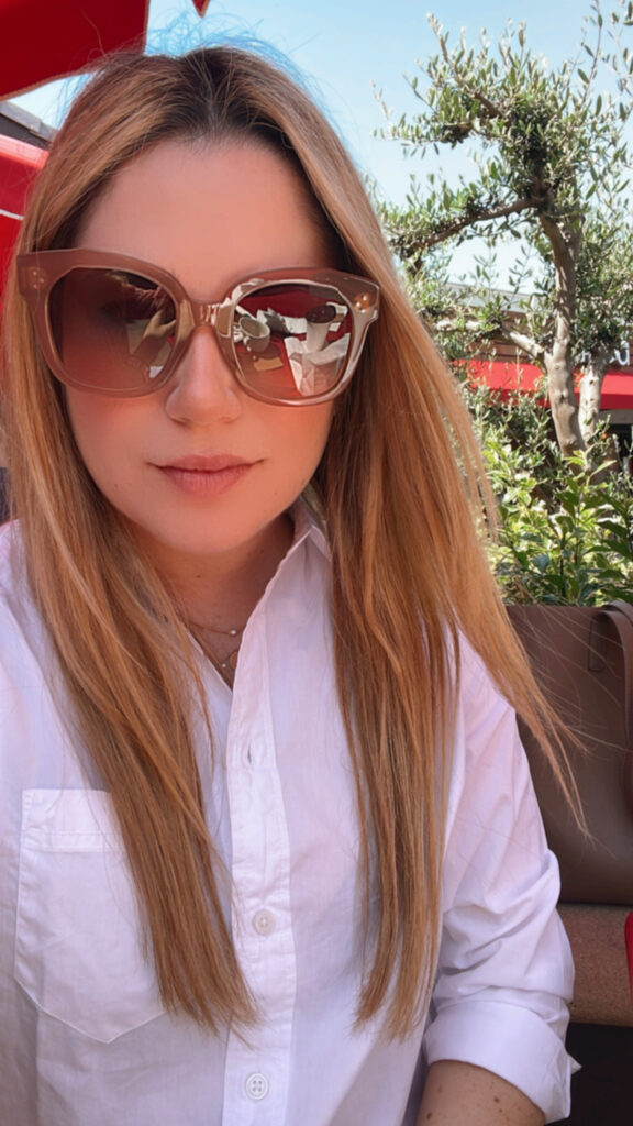 stylish sunglasses worn by beeta