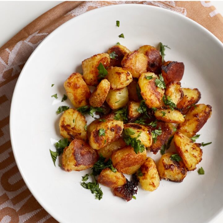 crispy roast potatoes recipe featured image