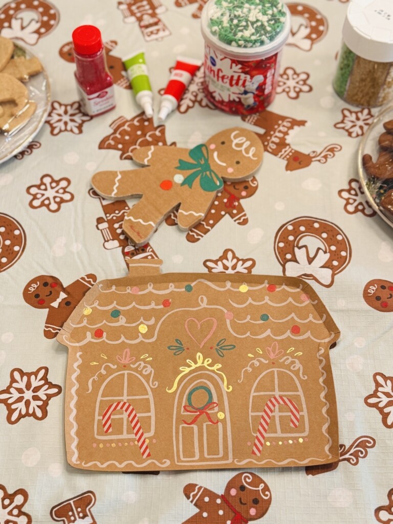Holiday Cookie Decorating Party plates